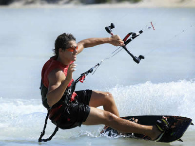 Kite Surfing Lesson 1 Night Package